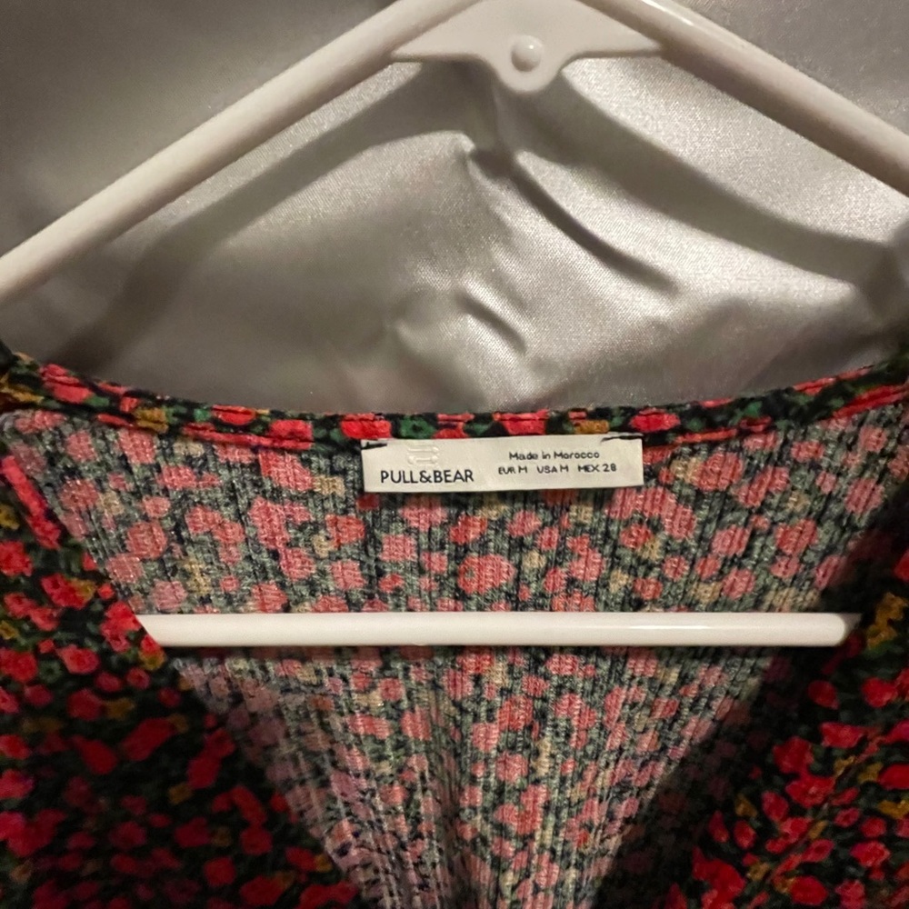 Pull&bear blouse - Picture 2 of 3